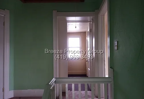 1508 Albert St Photo 1