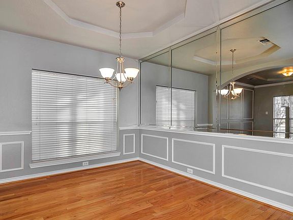 5th image of 4108 Twin Creeks Dr