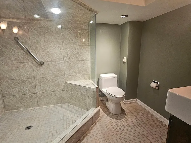 162 Millwood Rd — Photo 11