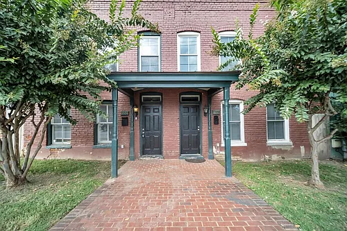 1834 Parkwood Ave Photo 1