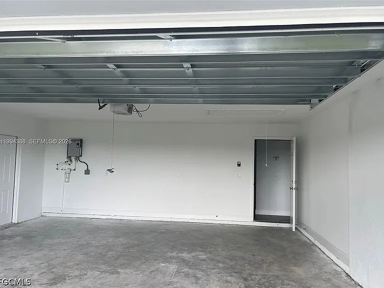 634 Royce Rd — Photo 19