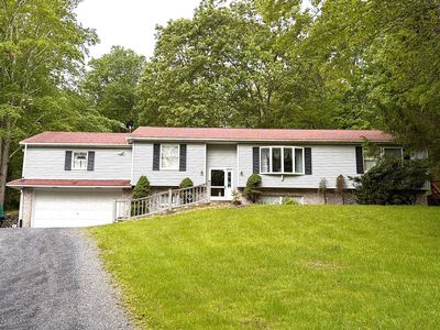 117 Hutson Hl, East Stroudsburg, PA, 18302