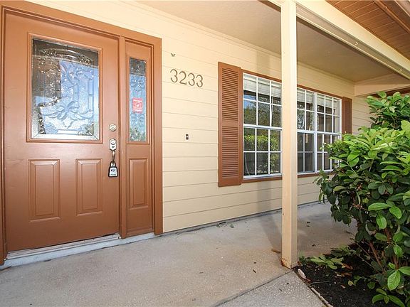 3rd image of 3233 Amblewood Ct