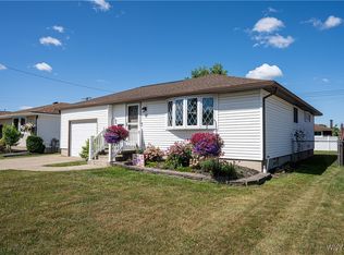 60 Norman Dr, Depew, NY 14043