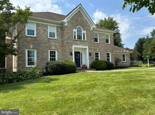 106 Hammersmith Ln, Lititz, PA 17543