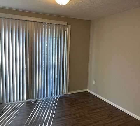 4th image of 6665 Centennial Dr
