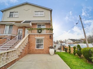 72 Ada Dr, Staten Island, NY 10314