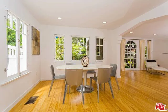 4306 Mildred Ave — Photo 5