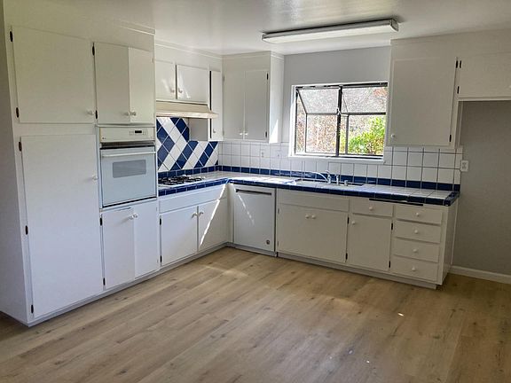 5th image of 1468 Fairhaven Ct