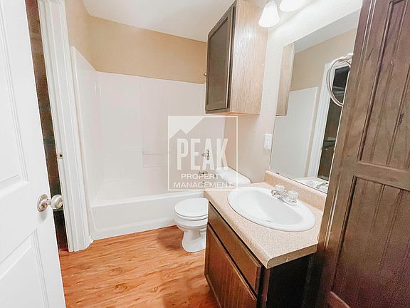 4th image of 336 N Pecan St APT 28