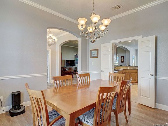5th image of 358 TEXAS HERITAGE DR