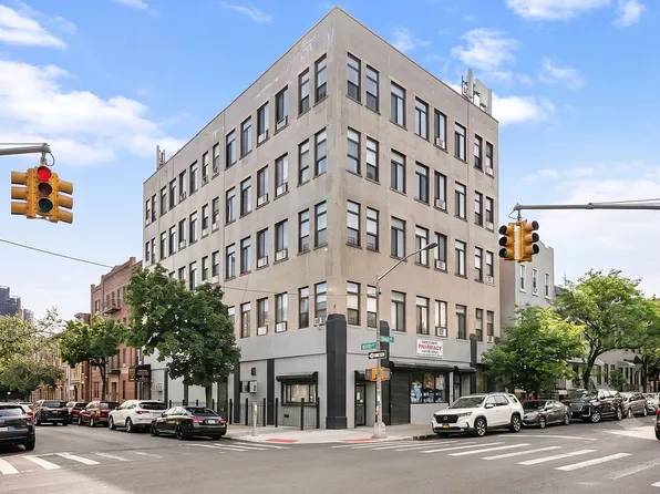 714 Seneca Ave APT 504, Flushing, NY 11385