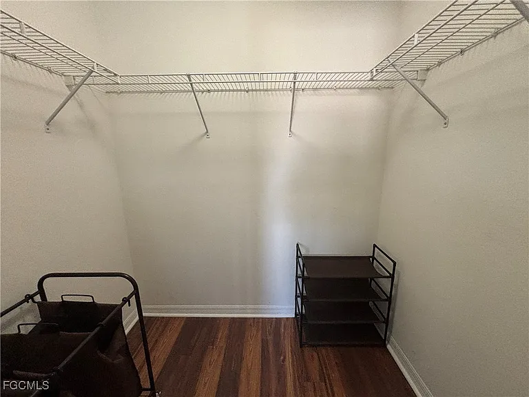 9450 Silver Pine Loop — Photo 22