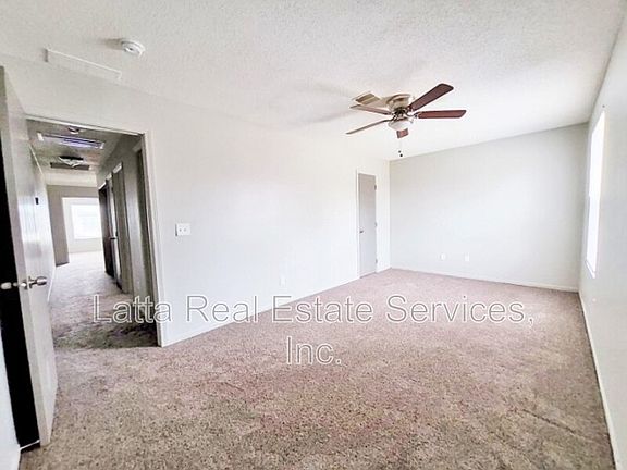 5th image of 304 W Broadway St #B