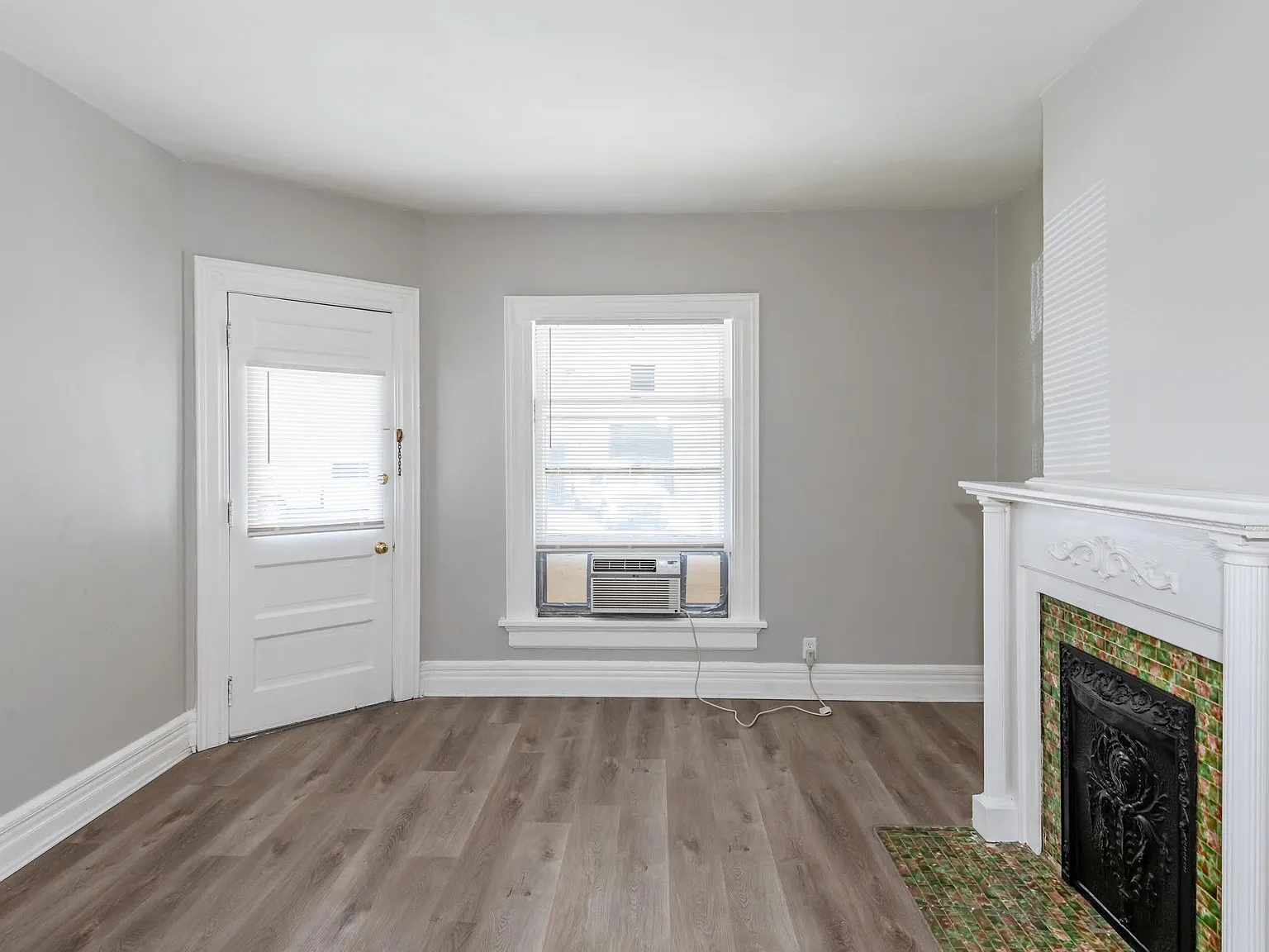 115 E Foraker St — Photo 2