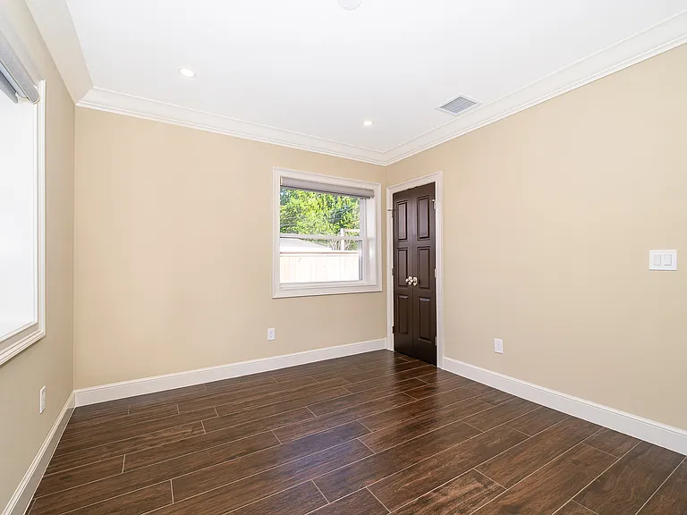 623 Florida St — Photo 9