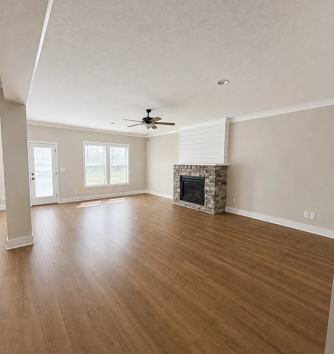 4 bed, 2.5 bath, 2500 sqft, $3,600 — Photo 3