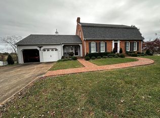 1687 Pilgrim Rd, Goode, VA 24556