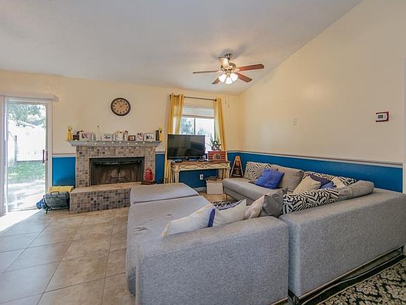 4th image of 2405 Oak Hollow Dr