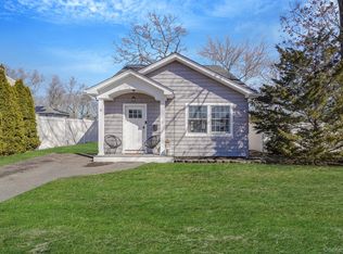 9 Park Place, Patchogue, NY 11772