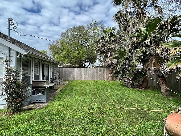 122 Albacore Ave — Photo 14