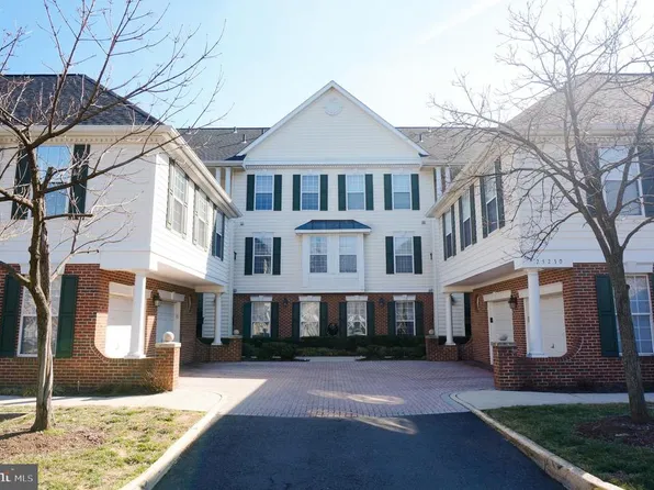 25230 Pond View Sq Unit 103, South Riding, VA 20152