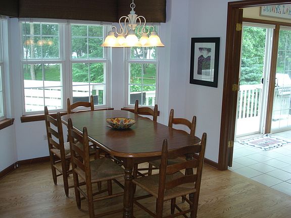 5th image of 993 Westshore Dr