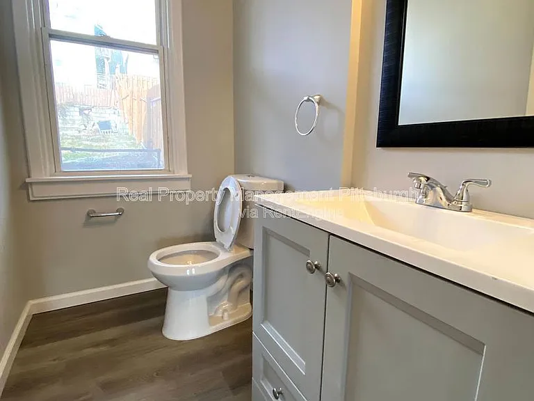2140 Lowrie St #2 — Photo 7