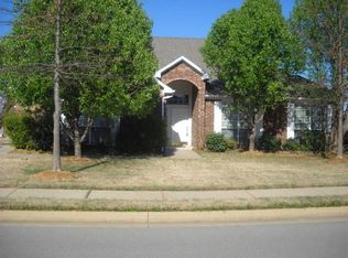 3210 Birch Pl, Johnson, AR 72741