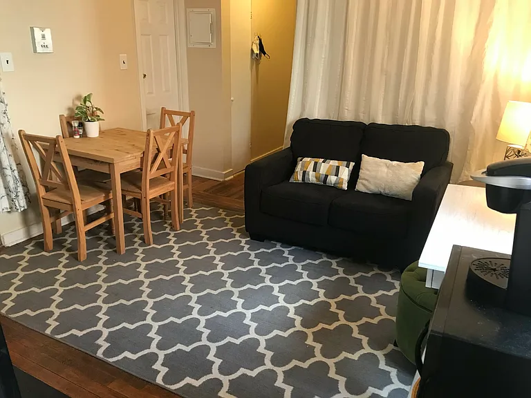 896 Huntington Ave #8A — Photo 1