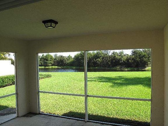 4th image of 8459 SE Retreat Dr