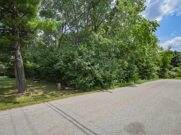 12362 W Graves Ave, Beach Park, IL 60087