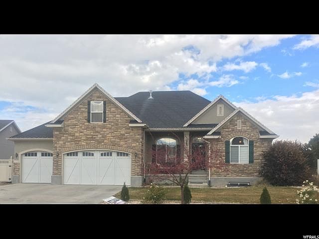 1st image of 263 W Regatta Ln