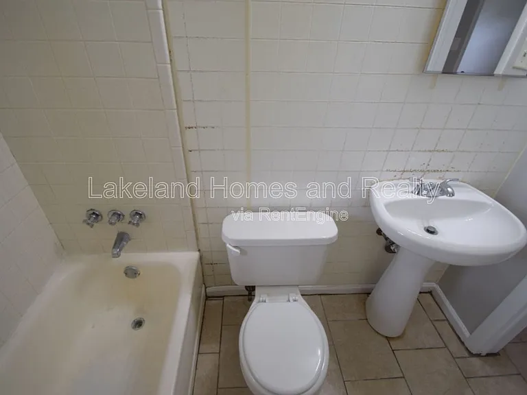 1213 W Patterson St — Photo 9