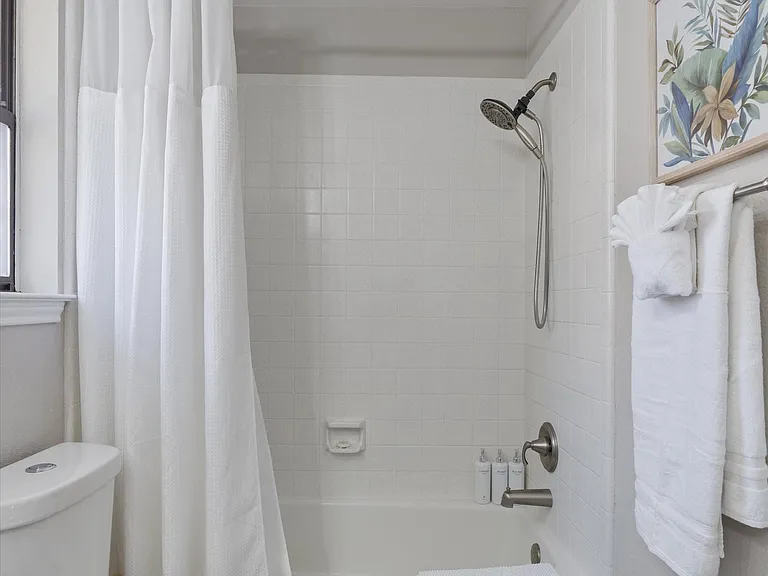 Primary EnSuite Bathroom