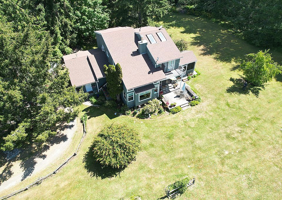 2nd image of 1723 S Bagley Creek Rd