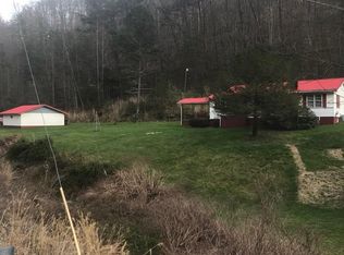 1386 Sixteenmile Creek Rd, Hazard, KY 41701