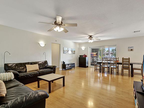 3rd image of 2700 NE 16th Street