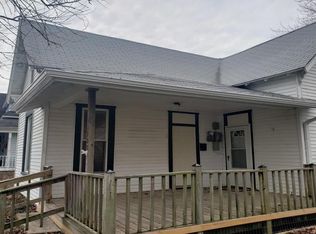 1108 Oak St, Frankfort, IN 46041