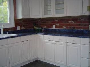 5 State Ave, Cape Elizabeth, ME 04107