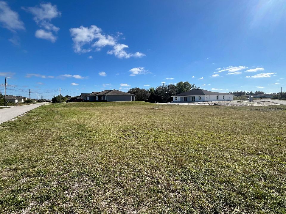 1st image of 2302/2304 Daniel Avenue N