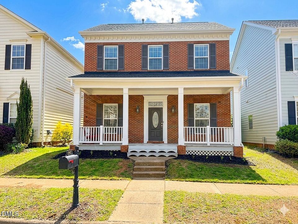 1st image of 847 Historian St