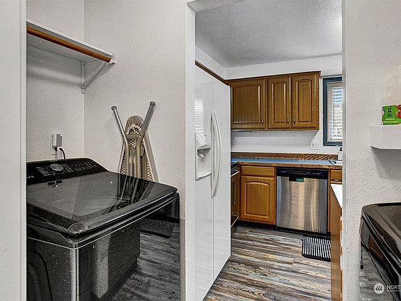 5th image of 11001 NE 58th Ave