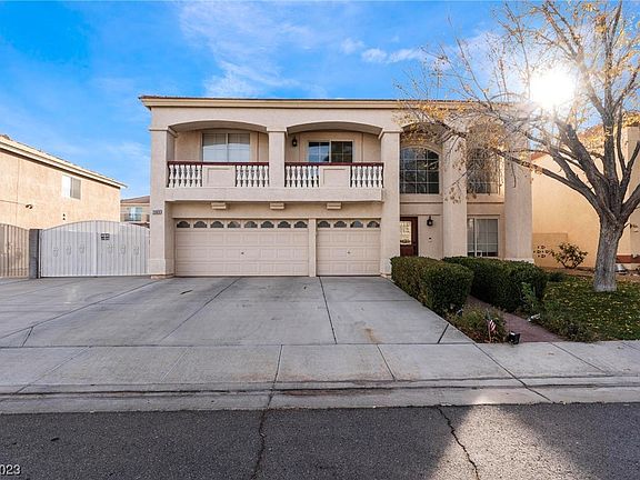 2nd image of 2005 Golden Trumpet Ave