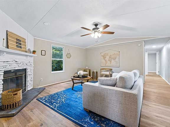 3rd image of 11417 Indian Hills Blvd