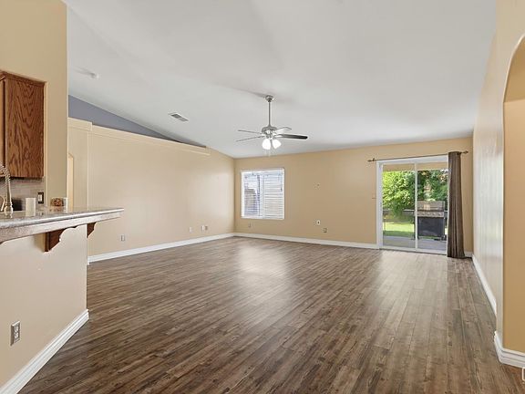 4th image of 6110 Potenza Ln