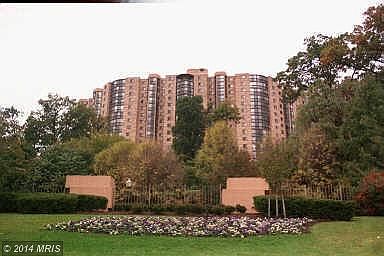 2nd image of 5901 Mount Eagle Dr APT 118
