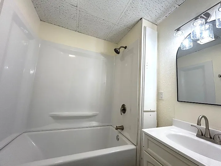 406 E Jackson St #3 — Photo 4