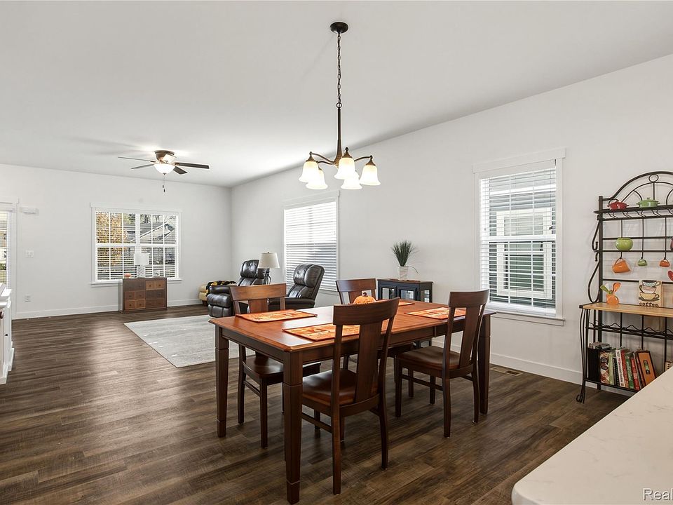 9278 Cottage Ln, photo 14