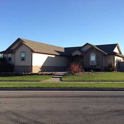 1st image of 607 Brentwood Pl